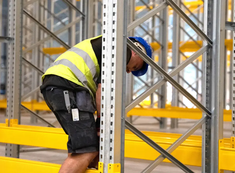 À quelle fréquence un rack doit-il être inspecté ?