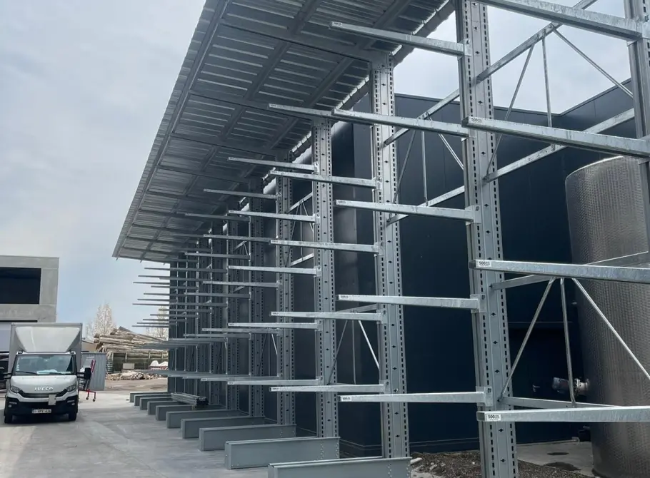Un rayonnage cantilever de haute qualité de MDO