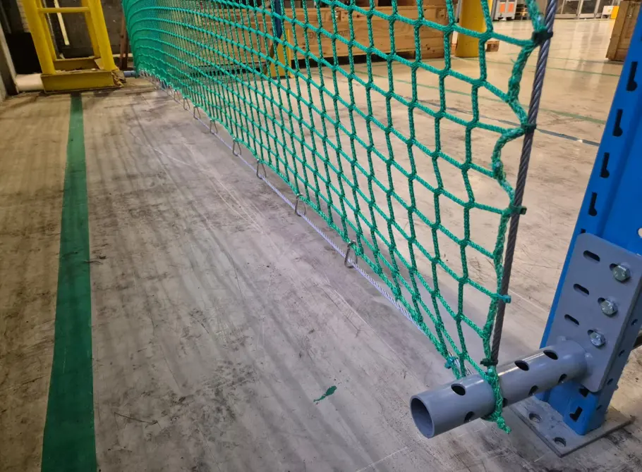 Vous souhaitez sécuriser le stockage avec des filets de sécurité ? <span> Contactez-nous pour les possibilités !</span>